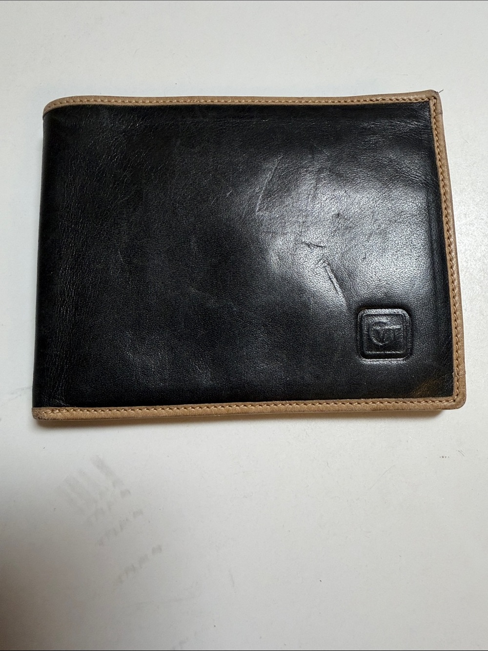 Vintage Vittorio Italian Leather Bifold Wallet - Black & Tan